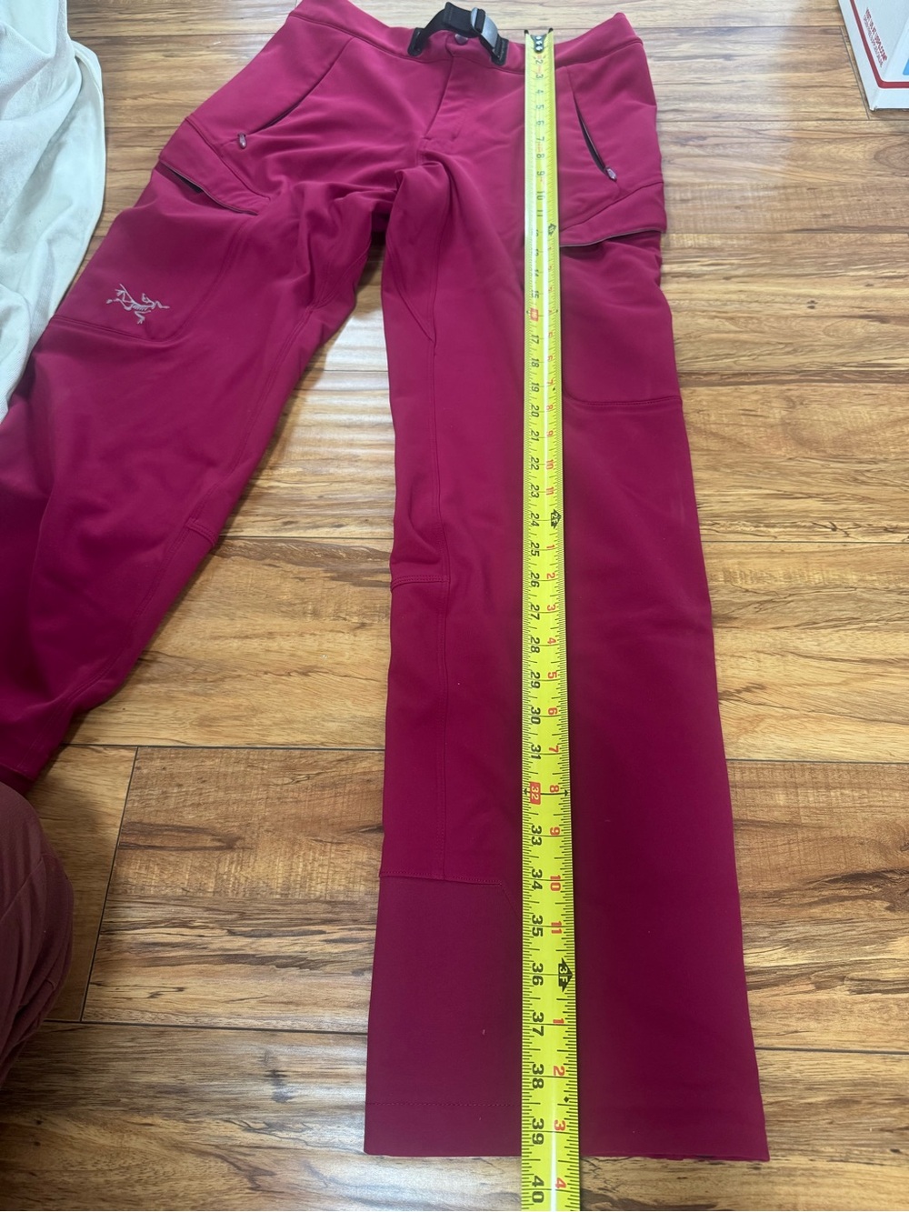 Arcteryx Women’s Ski Pants Berry Size 6 Winter Snow
Magenta Outdoor Softshell - Picture 6 of 6
